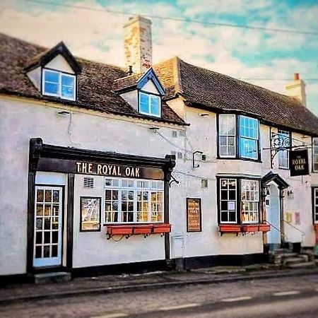Bredon The Royal Oak酒店 外观 照片